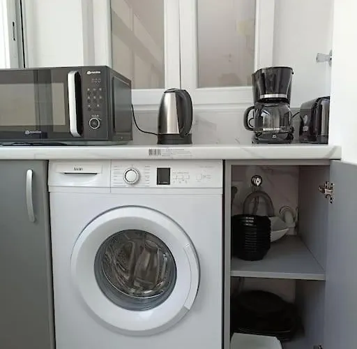 Nuevo Cerca Del Mar دينايا